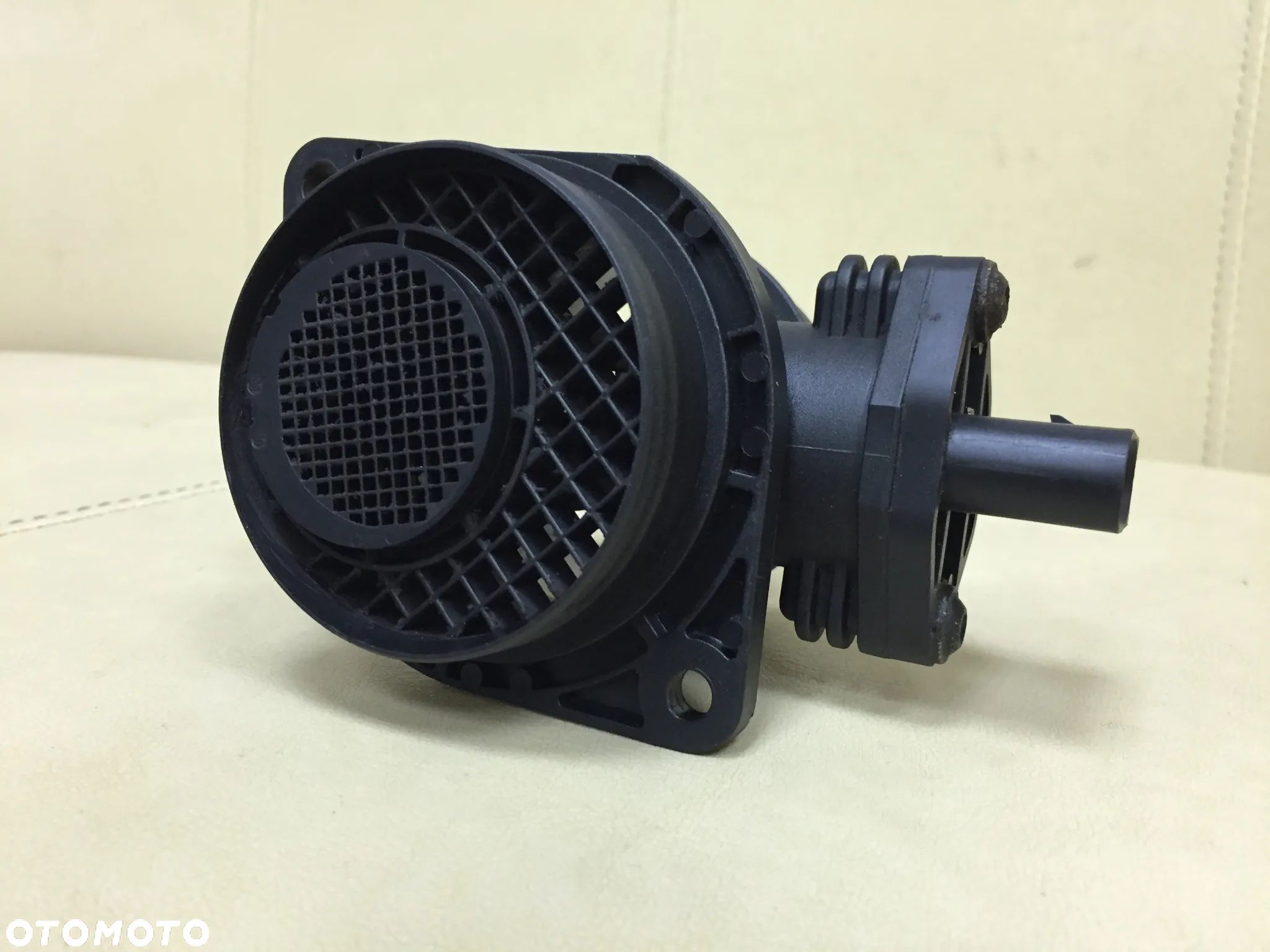PRZEPŁYWOMIERZ POWIETRZA PRZEPŁYWKA AUDI SEAT SKODA VW 1.9TDI / 2.0SDI 0281002531 038906461B - 1