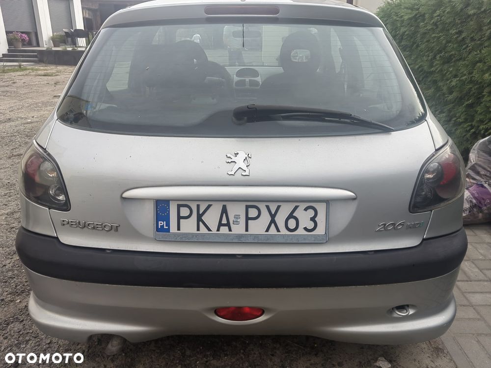 Peugeot 206 - 3