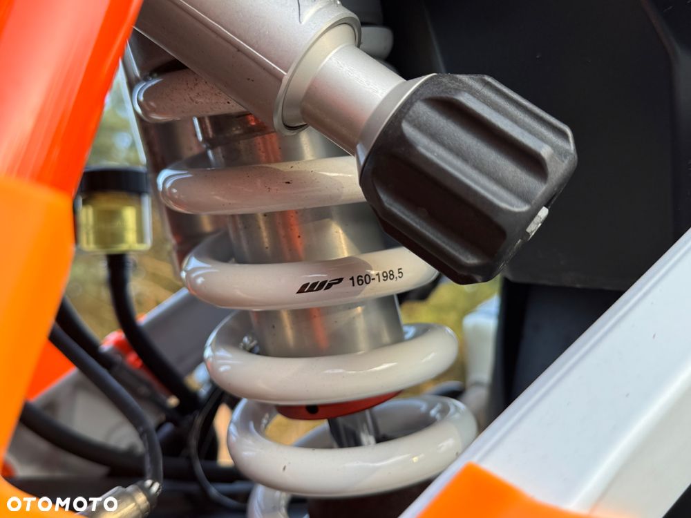 KTM Super Adventure - 16