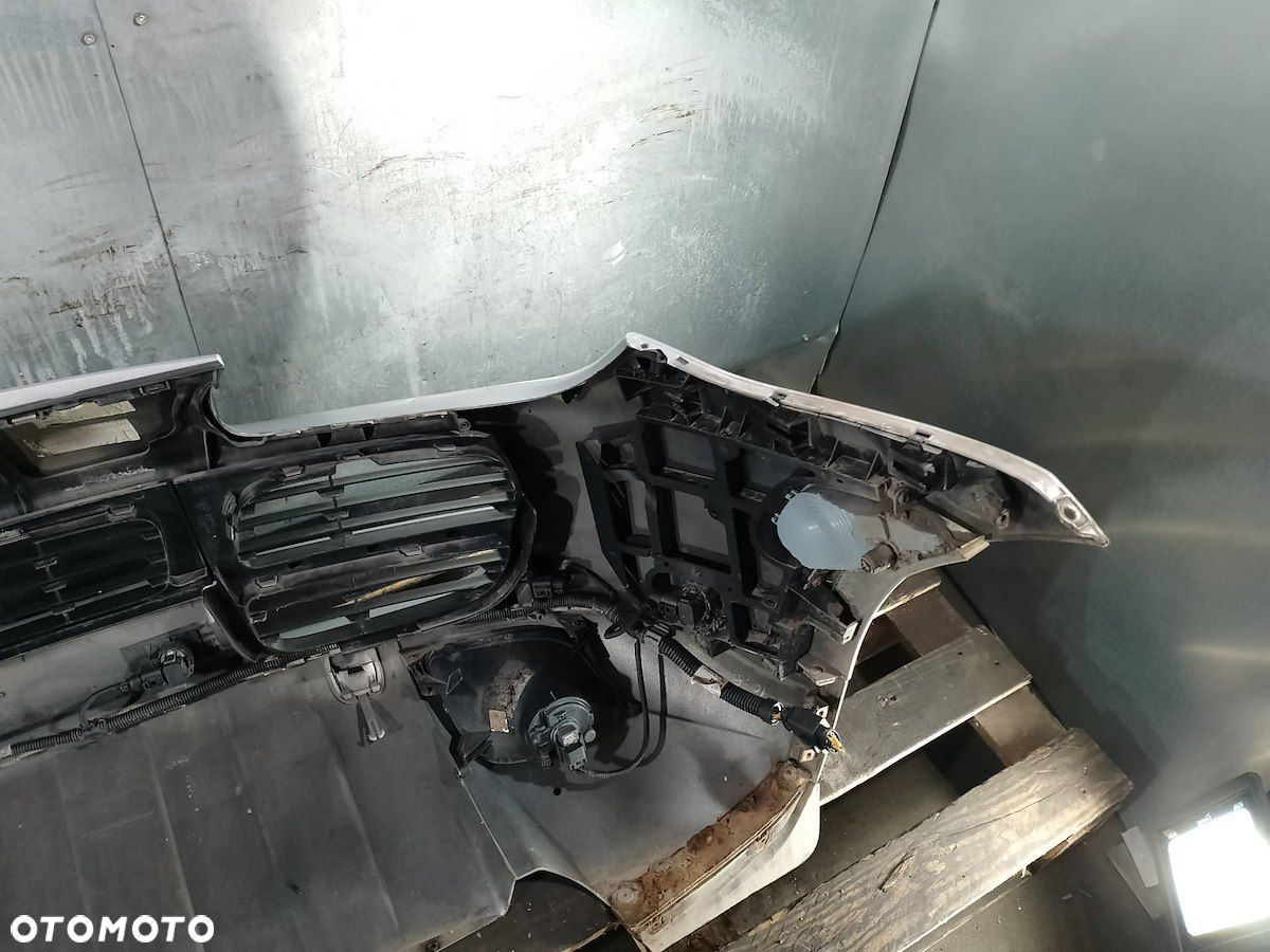 ZDERZAK PRZÓD PORSCHE CAYENNE lak.8E8E SREBRNY - 13