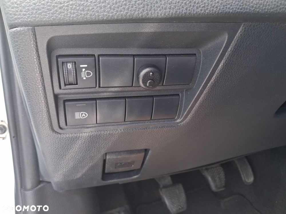 Toyota Yaris - 21
