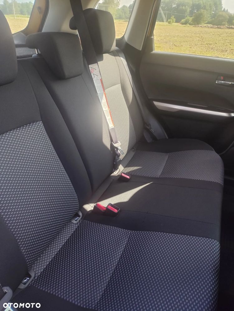 Suzuki Vitara 1.4 Boosterjet SHVS Premium 2WD - 14