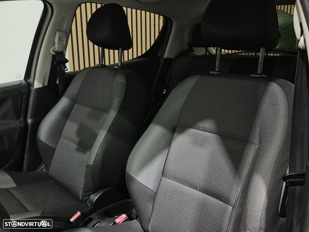 Peugeot 207 1.4 HDi Sport - 17