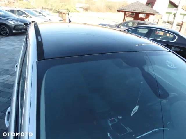 Peugeot 3008 1.6 HDi Premium - 9