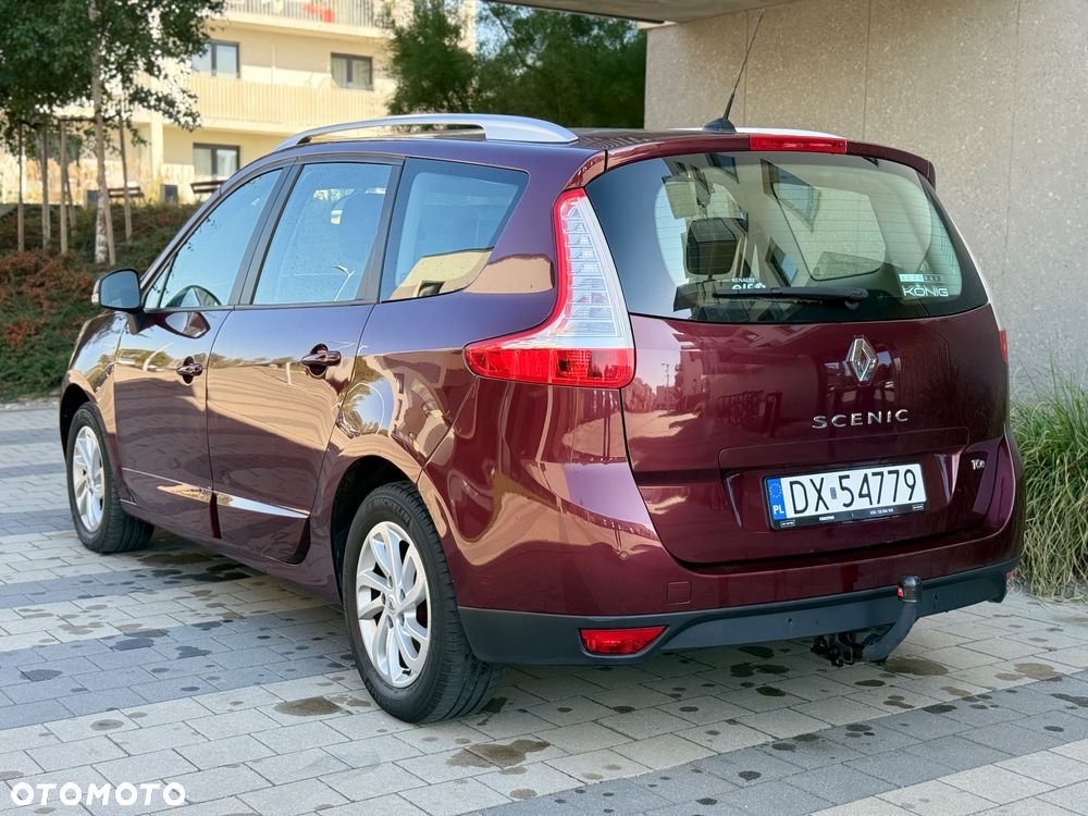 Renault Grand Scenic - 17