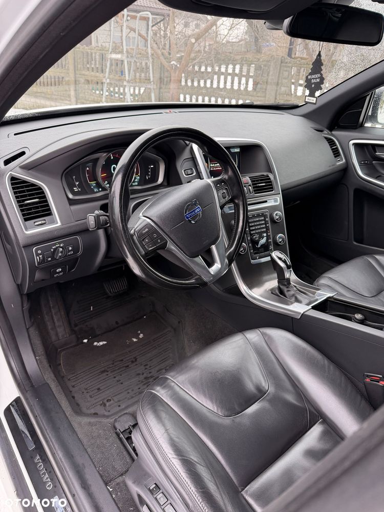 Volvo XC 60 D5 AWD Summum - 17