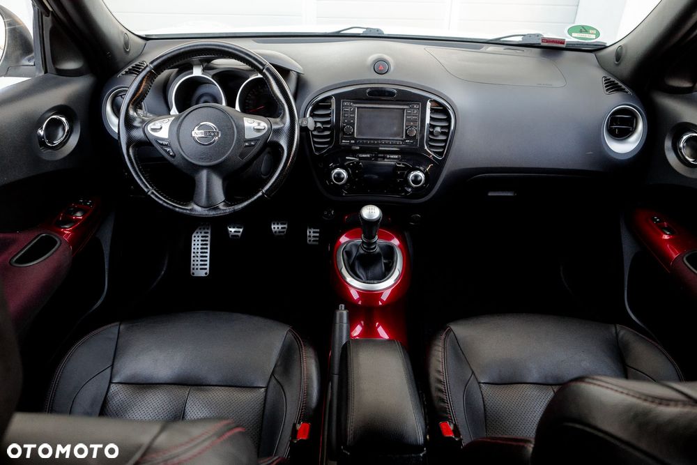 Nissan Juke 1.6 DIG-T Tekna - 32