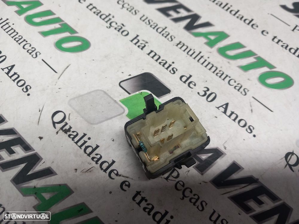 Botão / Botões / Comutador Vidro Esq Volkswagen Passat Variant (3A5, 3 - 2