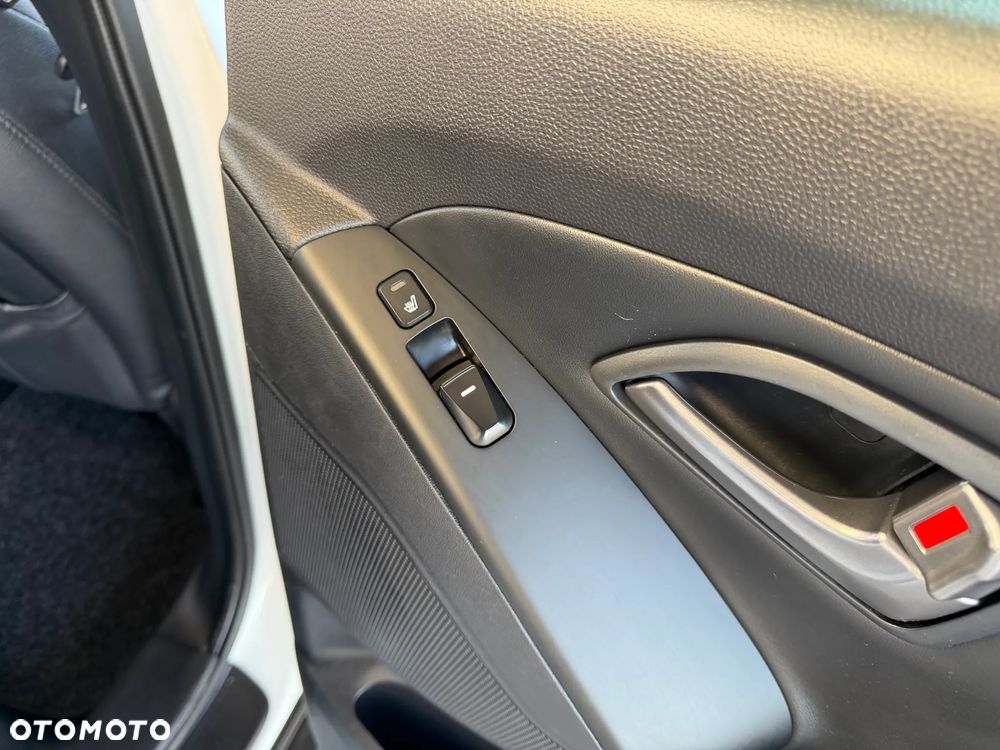 Hyundai ix35 1.6 GDI Premium 2WD - 32