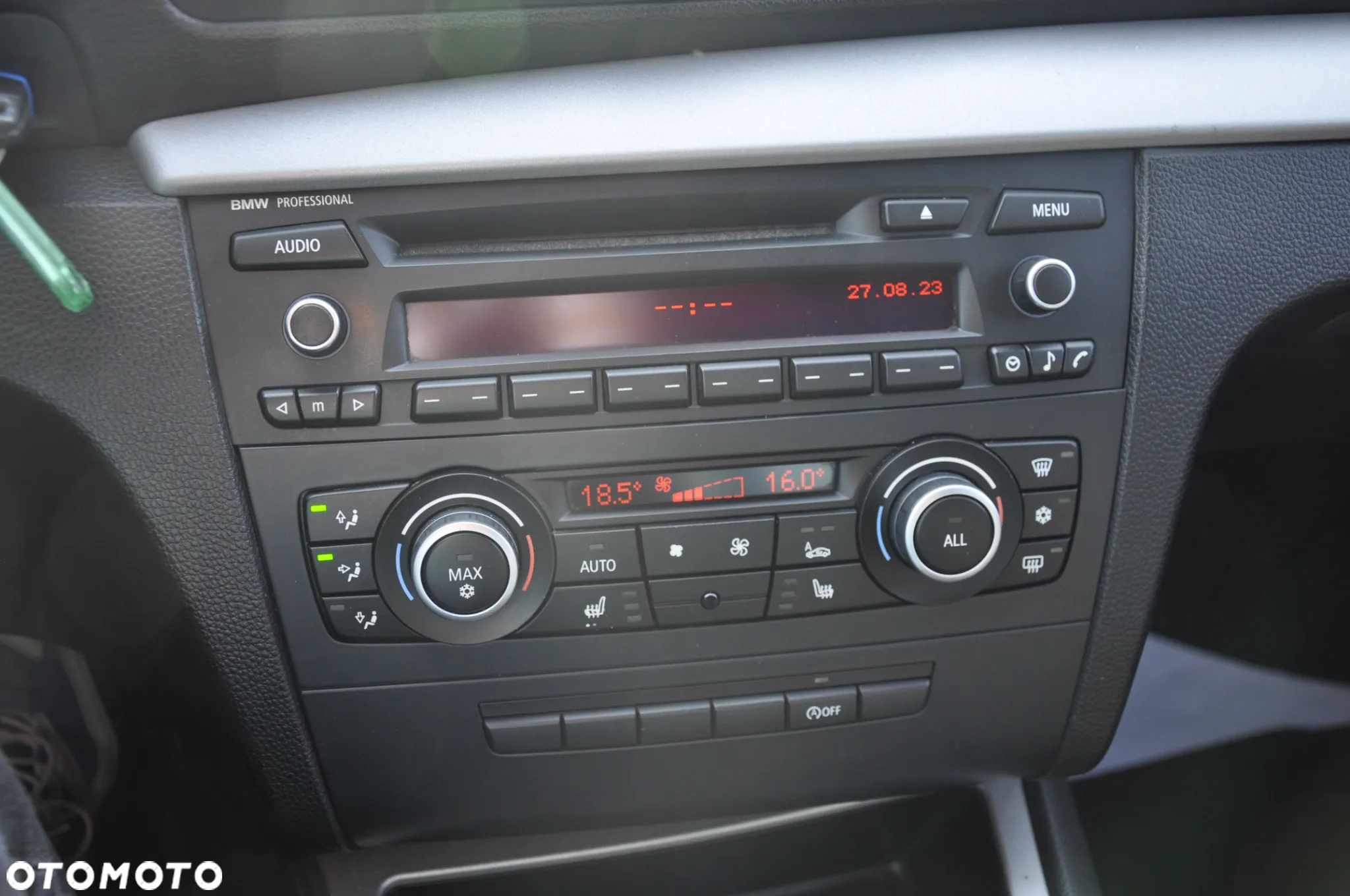 BMW Seria 1 118d Sport Line - 15