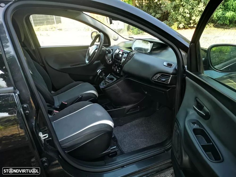 Lancia Ypsilon 1.2 S&S Gold - 20