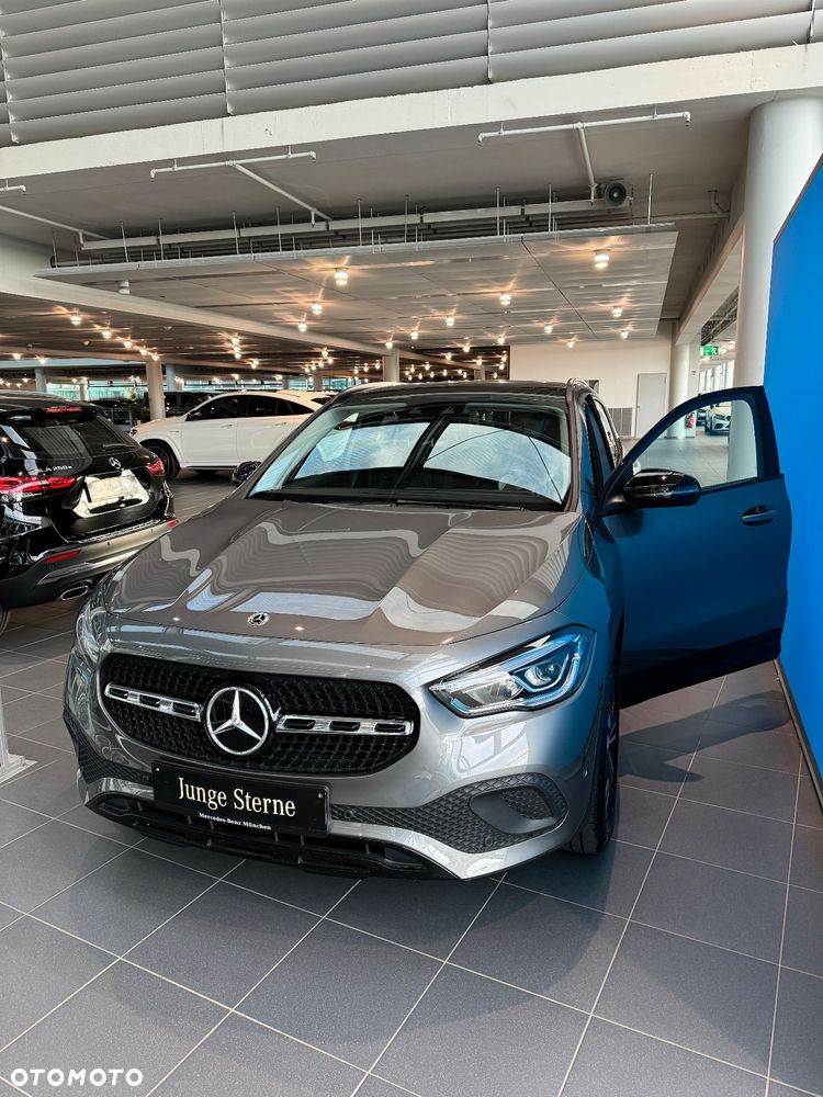 Mercedes-Benz GLA 250 e 8G-DCT Progressive - 1