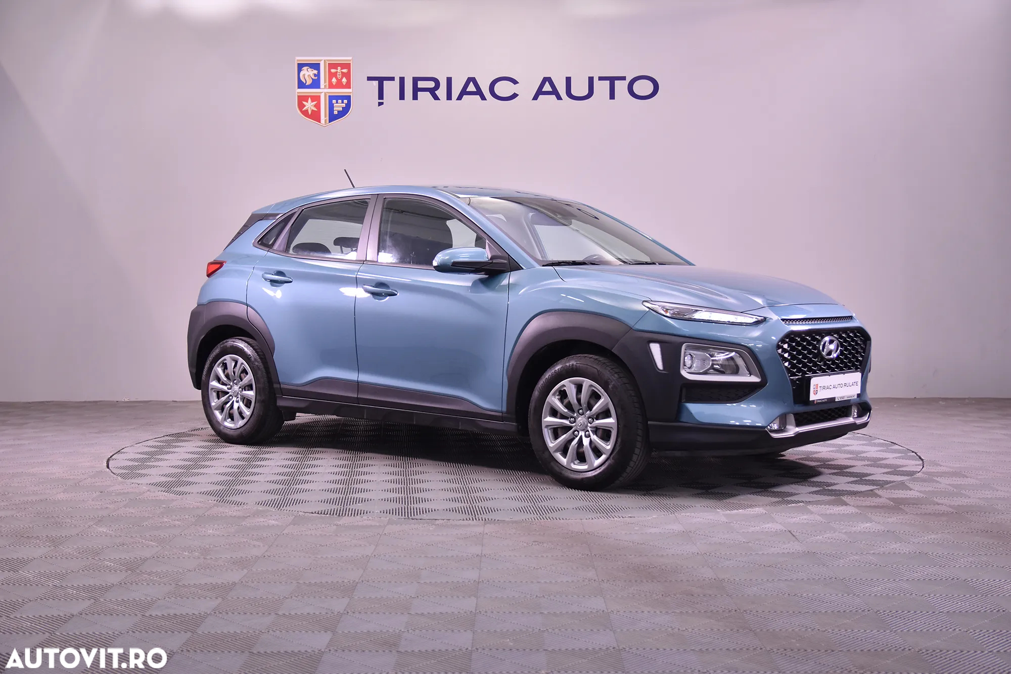 Hyundai KONA - 7