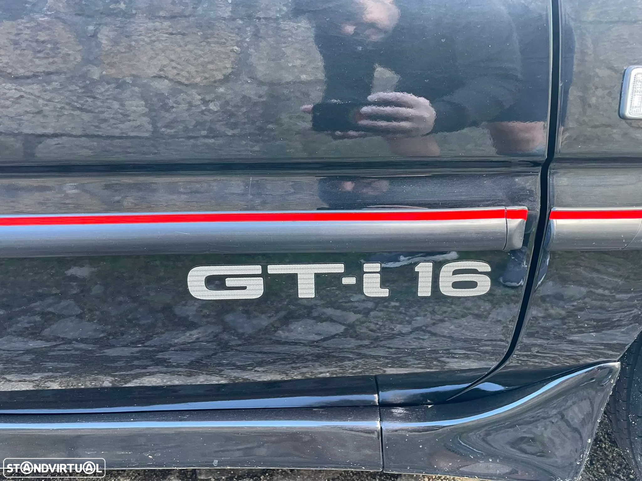 Toyota Corolla GT-i 16 - 23