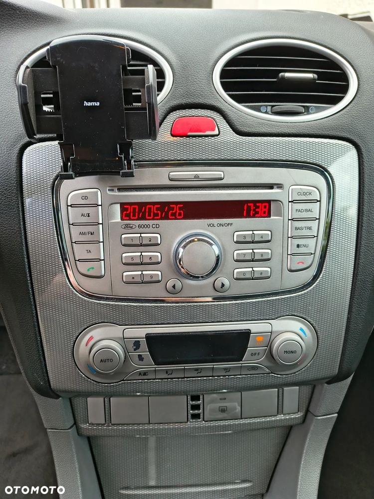 Ford Focus 1.8 FF Gold X - 21