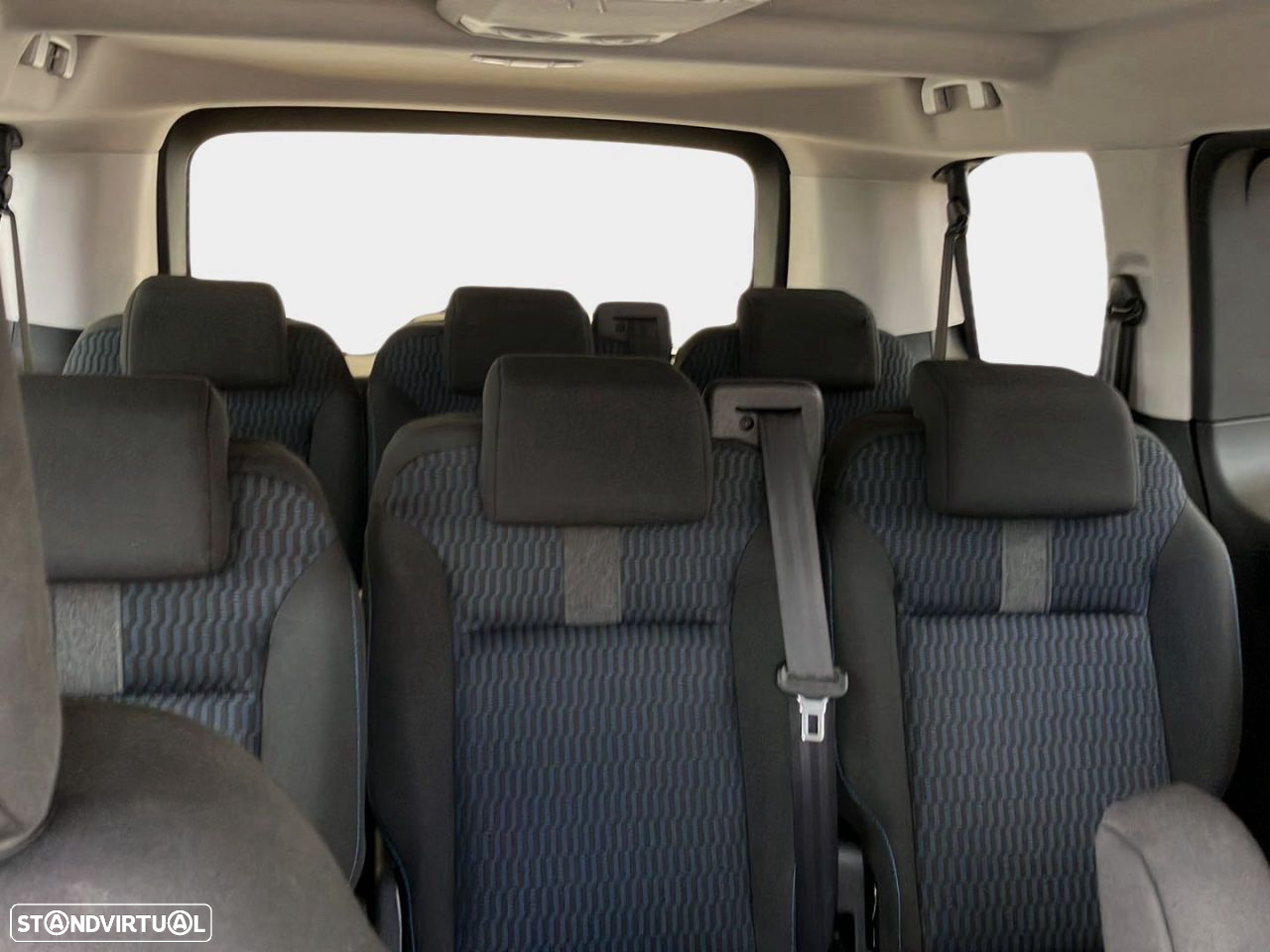 Peugeot Traveller 1.5 BlueHDi L2H1 Business Standard - 17