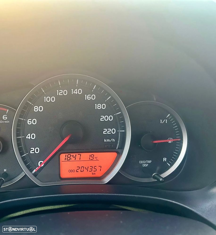 Toyota Yaris 1.4 D-4D SE Sport - 6