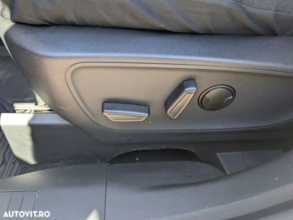 Ford Kuga 1.5 EcoBlue FWD Titanium X - 26