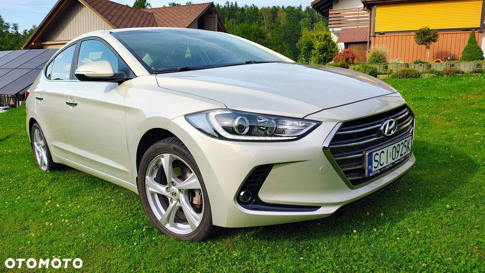 Hyundai Elantra 1.6 Comfort - 21