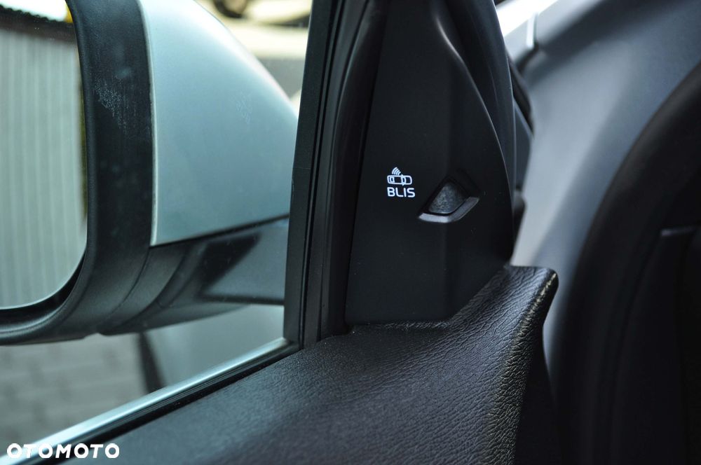 Volvo V40 D2 RDesign - 21
