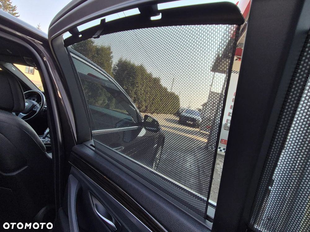 BMW Seria 5 520i Luxury Line - 30