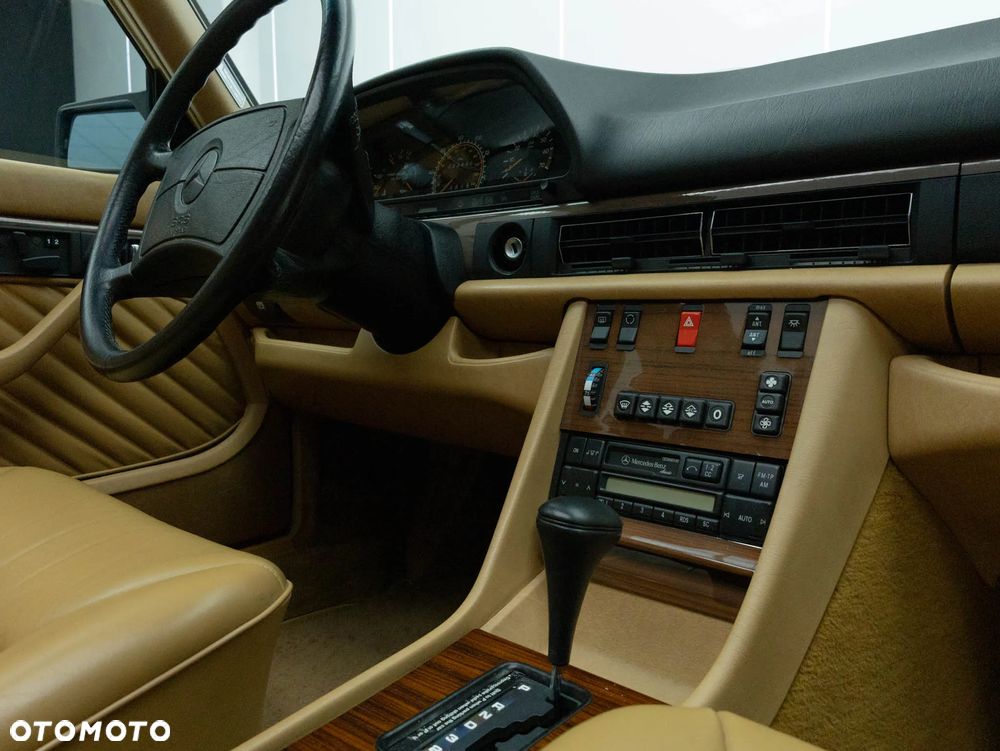 Mercedes-Benz Klasa S - 21