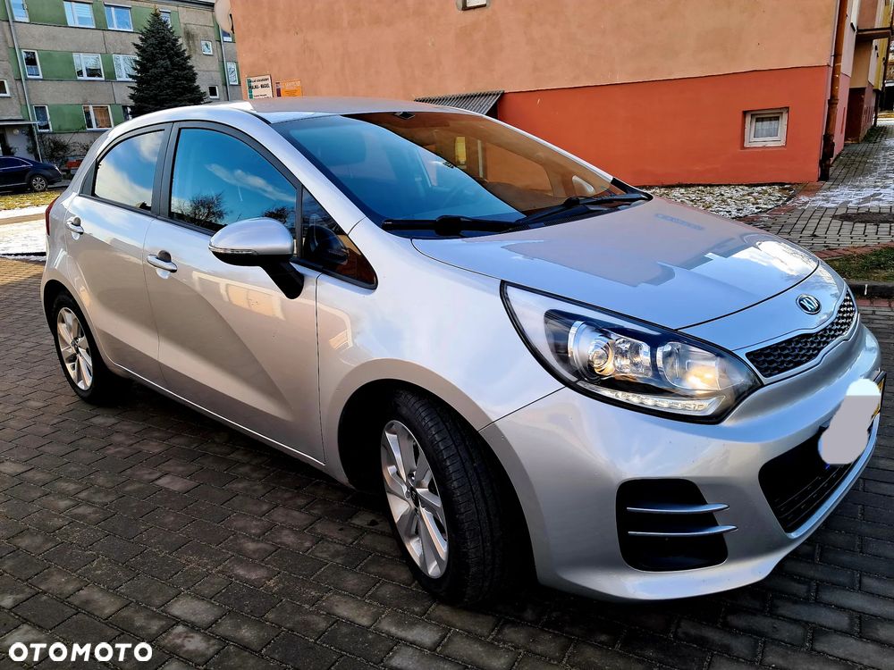 Kia Rio 1.4 M - 4