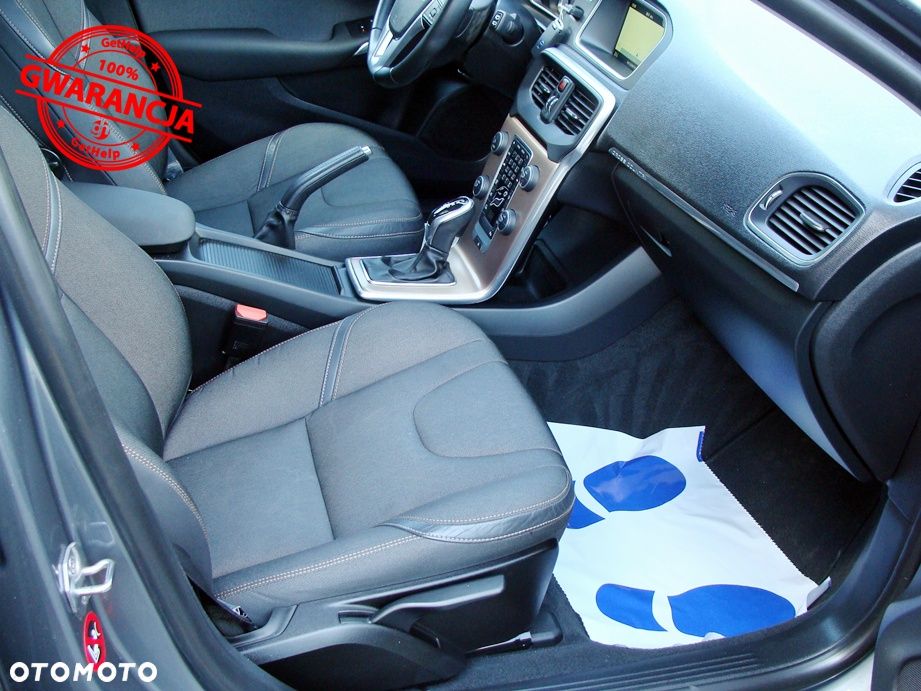 Volvo V40 Cross Country D2 Geartronic Momentum - 12