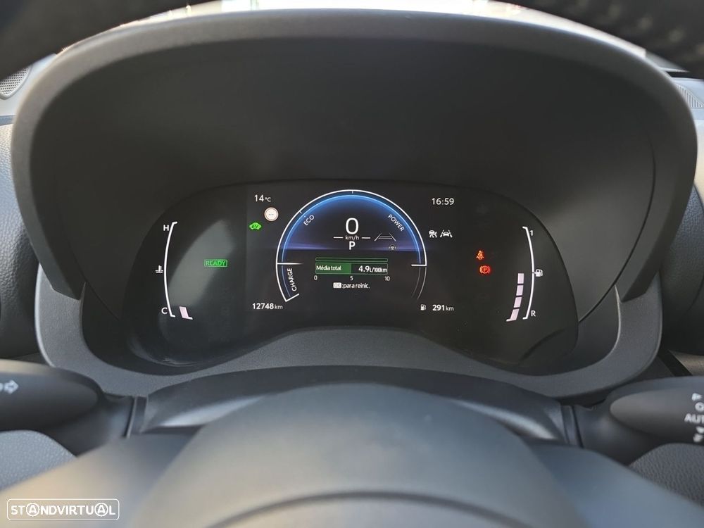 Toyota Yaris Cross 1.5 HDF Comfort Plus - 18