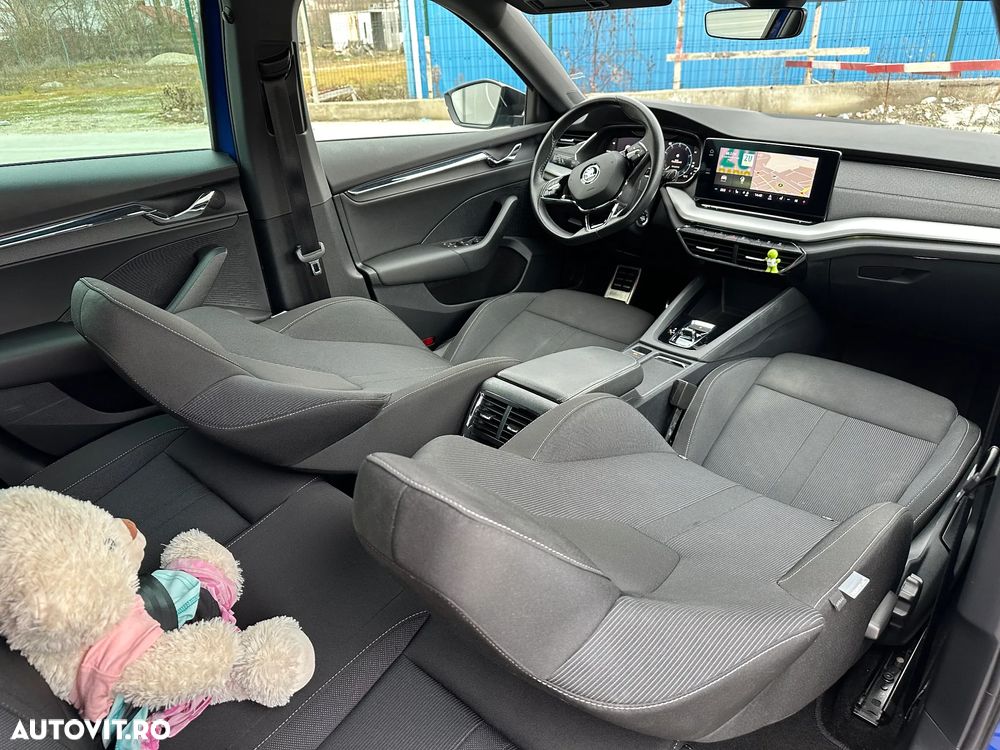 Skoda Octavia 2.0 TDI DSG Sportline - 6