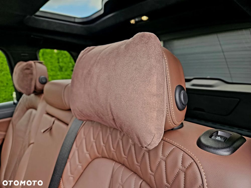 BMW X7 - 22