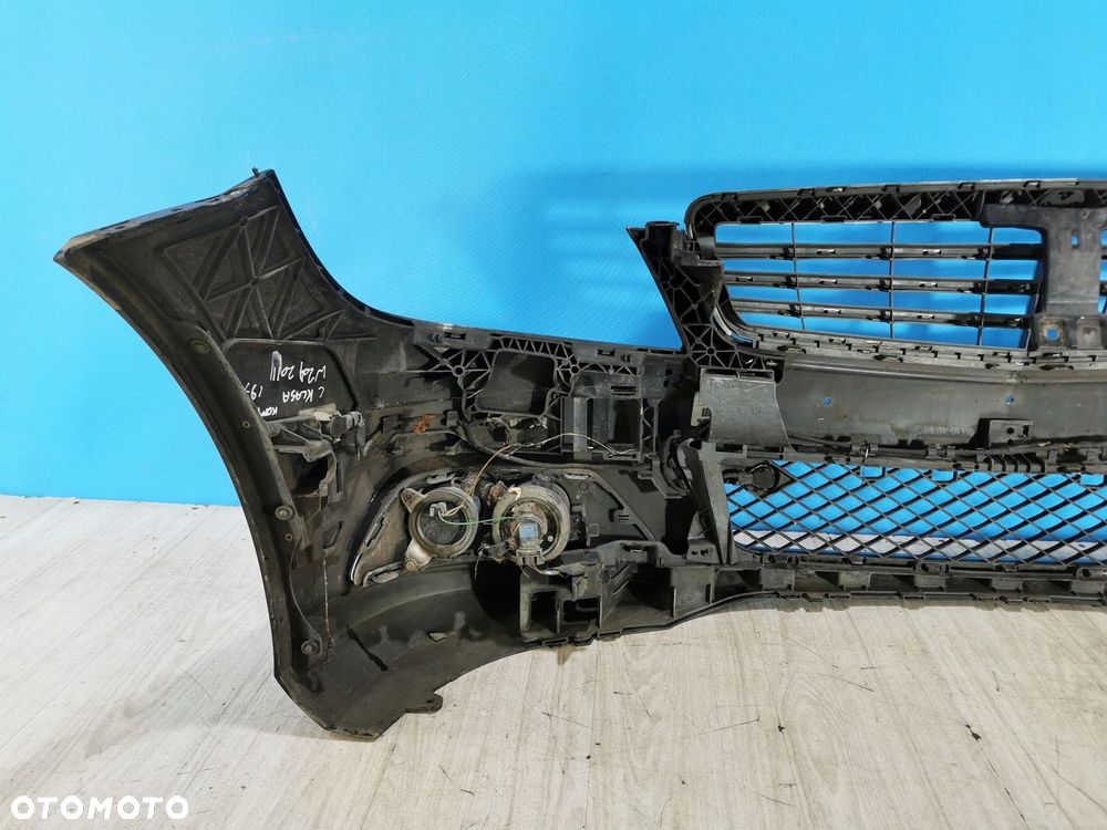 Mercedes C-Klasa W204 Lift zderzak przód przedni PDC C197 - 4