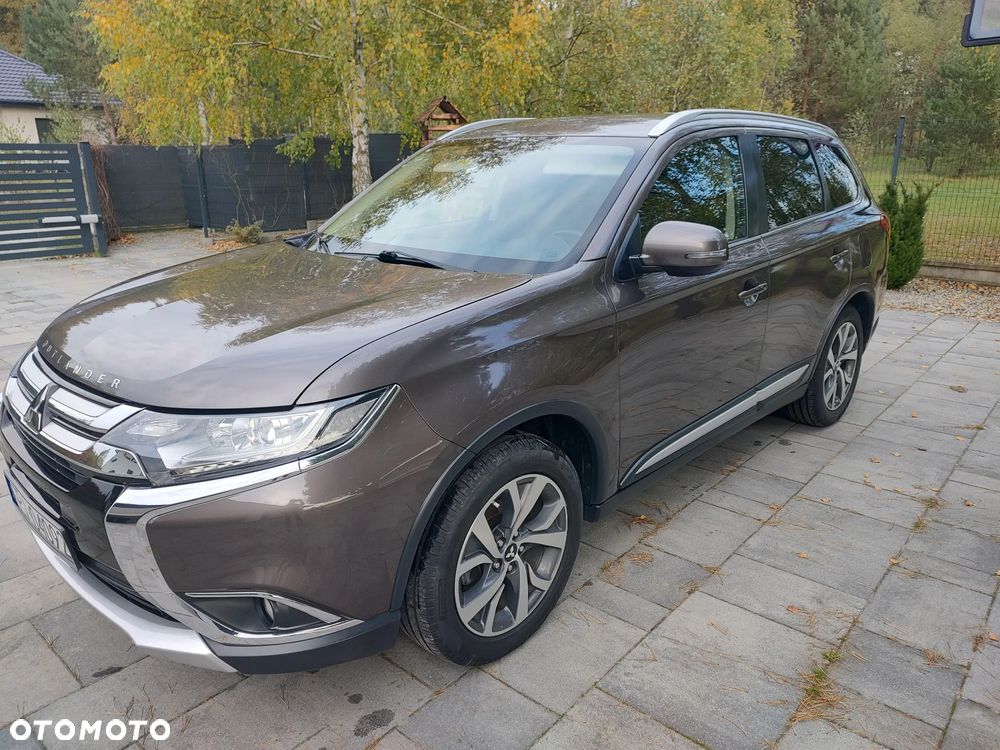 Mitsubishi Outlander - 8