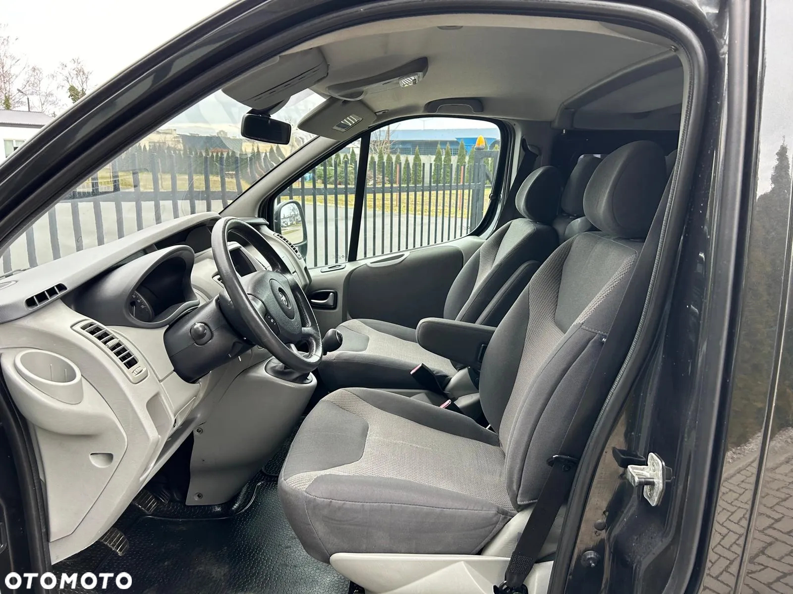 Opel Vivaro 2.5 CDTI L2H1 Life - 23