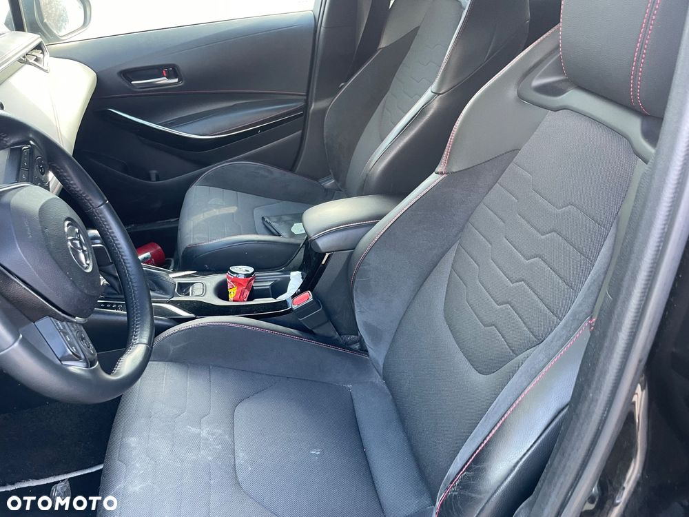 Toyota Corolla 2.0 Hybrid Executive - 7