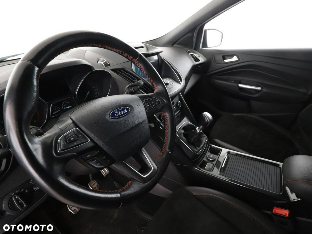 Ford Kuga 2.0 TDCi 4x2 ST-Line - 15