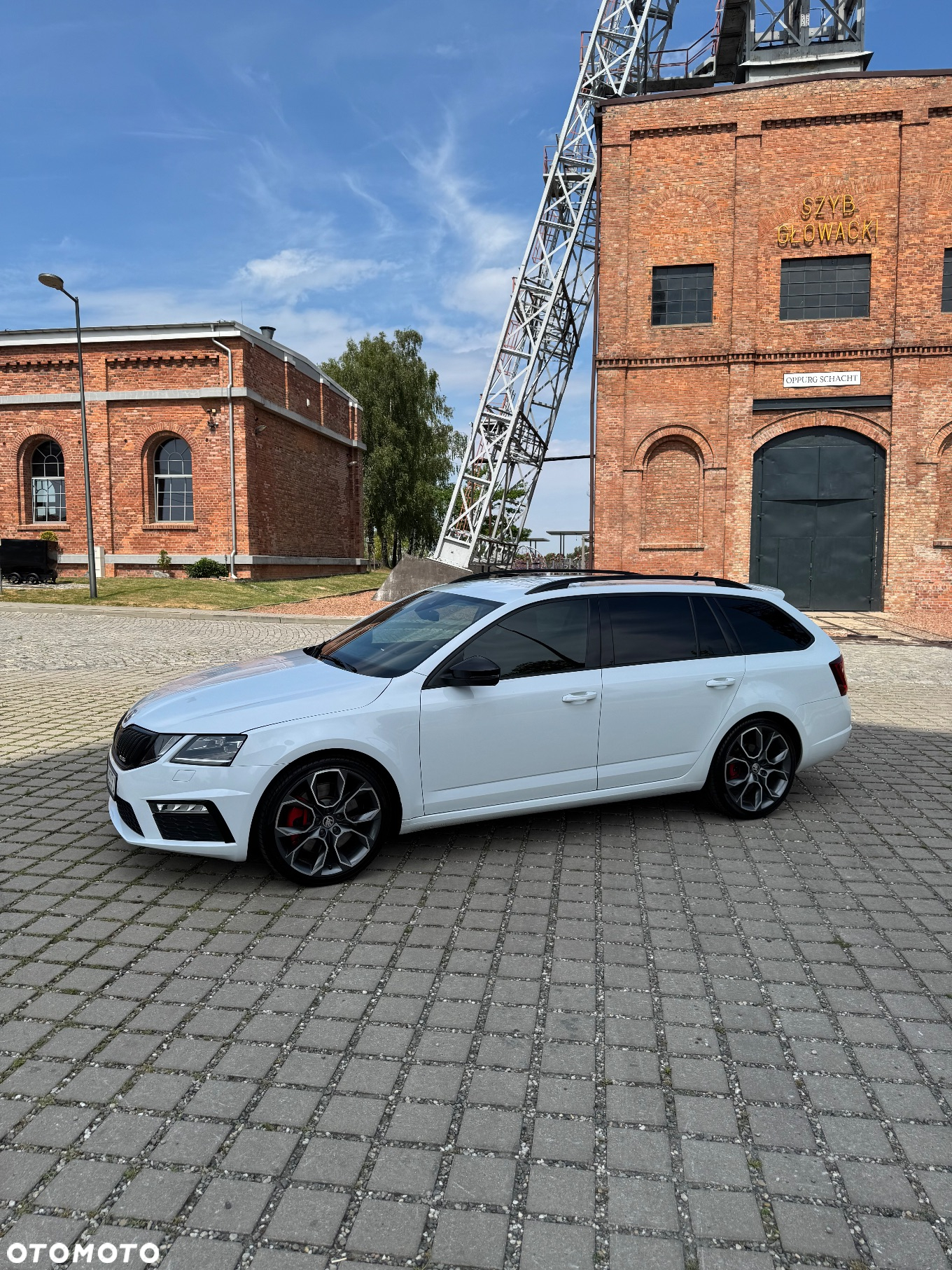 Skoda Octavia 2.0 TSI RS 230 DSG - 2