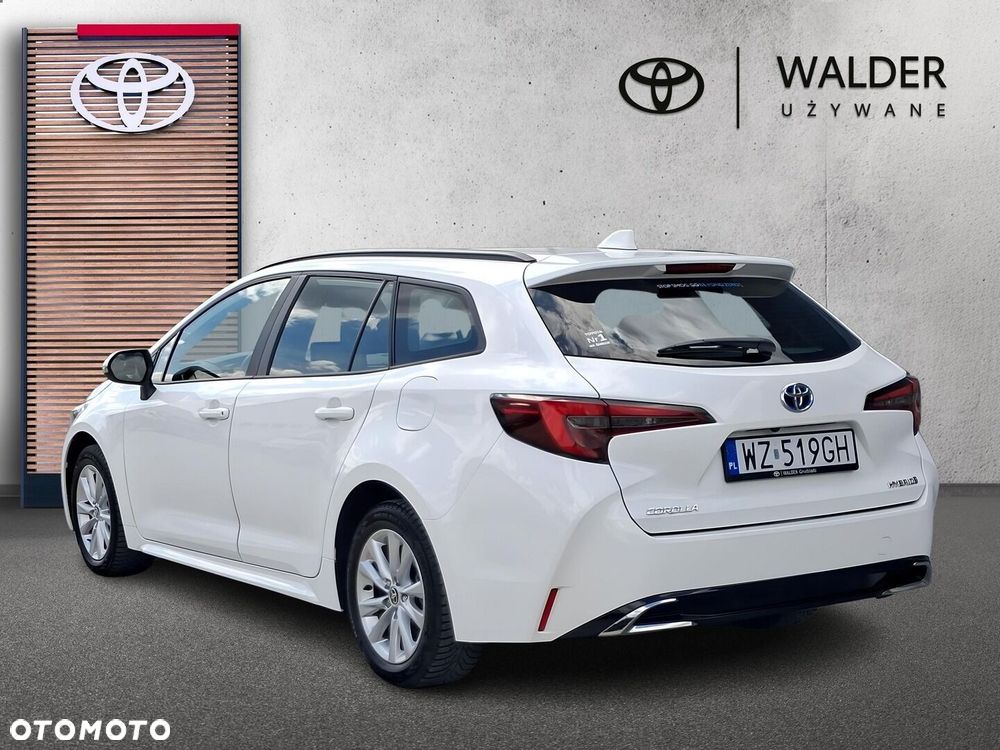 Toyota Corolla 1.8 Hybrid Comfort - 4