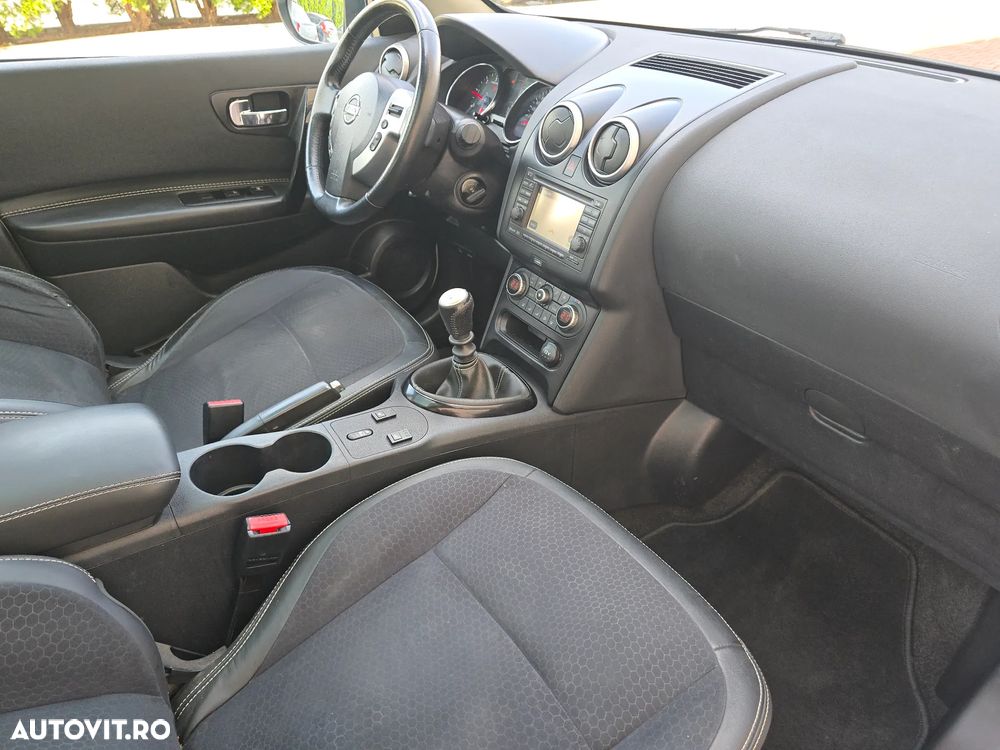 Nissan Qashqai 1.6 DCI TEKNA - 8