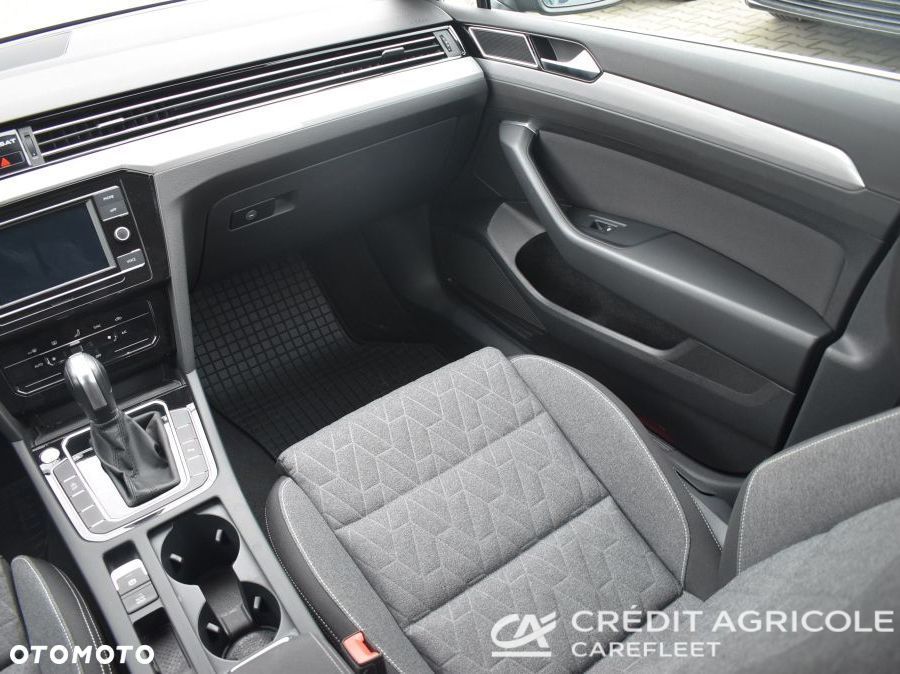 Volkswagen Passat 2.0 TDI EVO Business DSG - 19