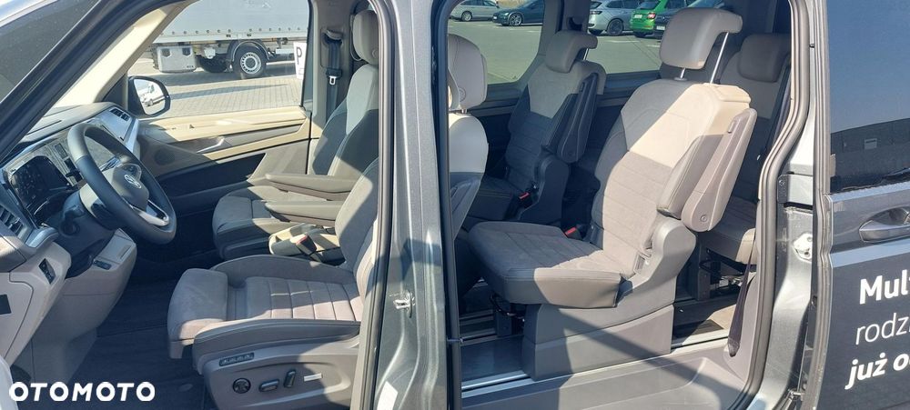 Volkswagen Multivan - 8