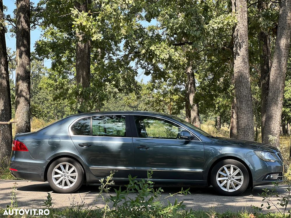 Skoda Superb 1.6 TDI GreenLine - 8