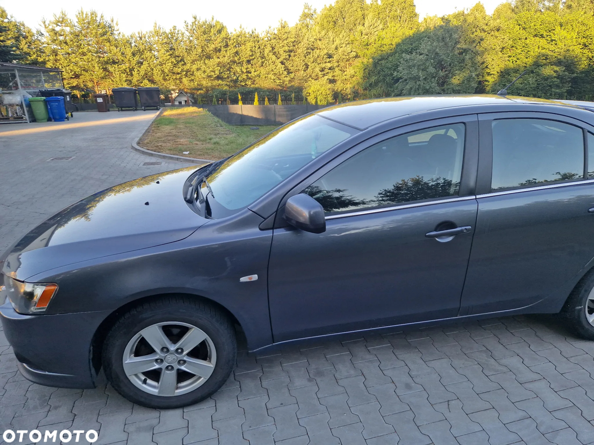 Mitsubishi Lancer 1.5 Invite - 4