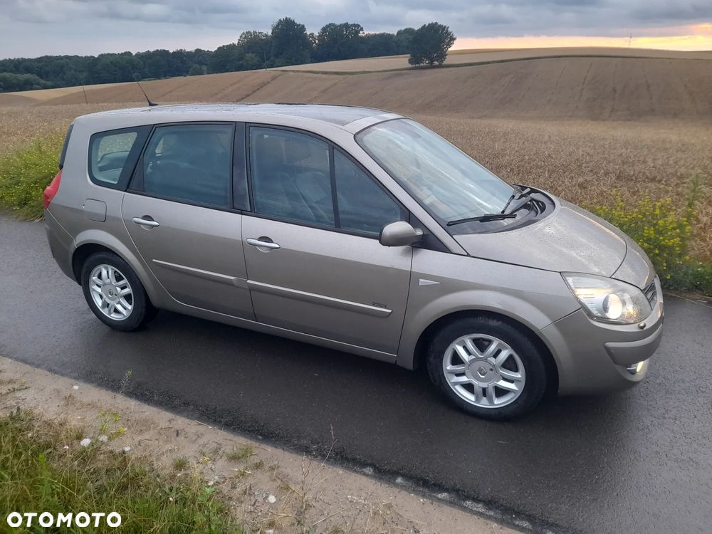 Renault Scenic 2.0 16V Emotion Plus - 6