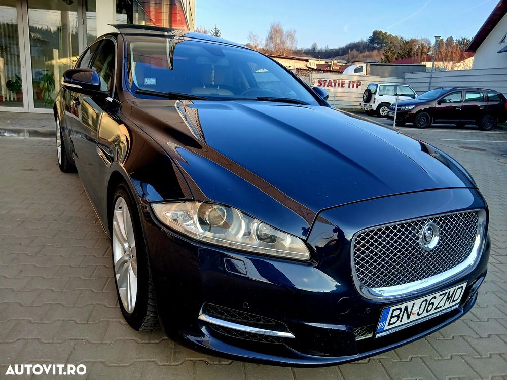 Jaguar XJ 3.0 V6 Luxury Aut SWB - 3