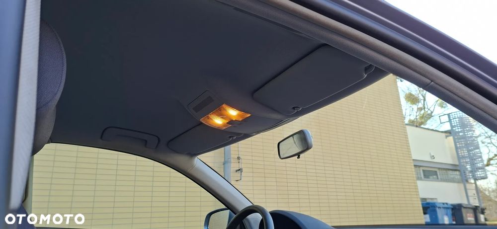 Audi A3 3-drzwiowe 1.6 Ambiente - 20