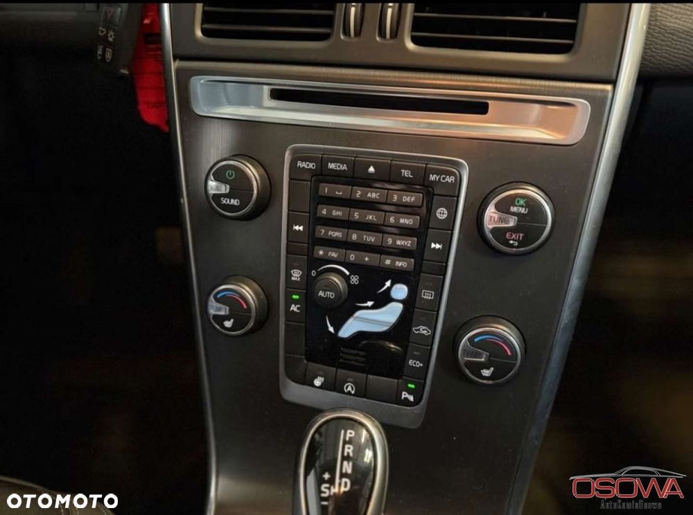 Volvo XC 60 D4 Geartronic Momentum - 17