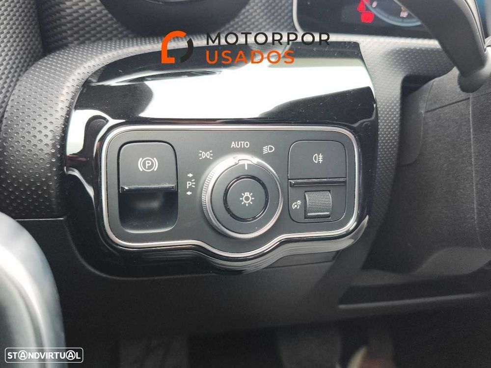 Mercedes-Benz CLA 180 d Shooting Brake Progressive Aut. - 17