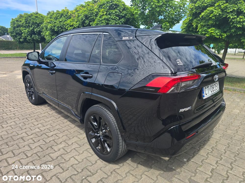 Toyota RAV4 - 6