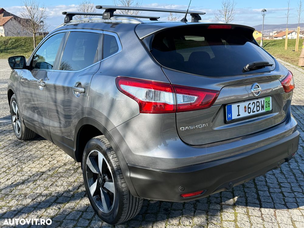 Nissan Qashqai 1.6 DCI ALL-MODE 4x4i TEKNA+ - 10